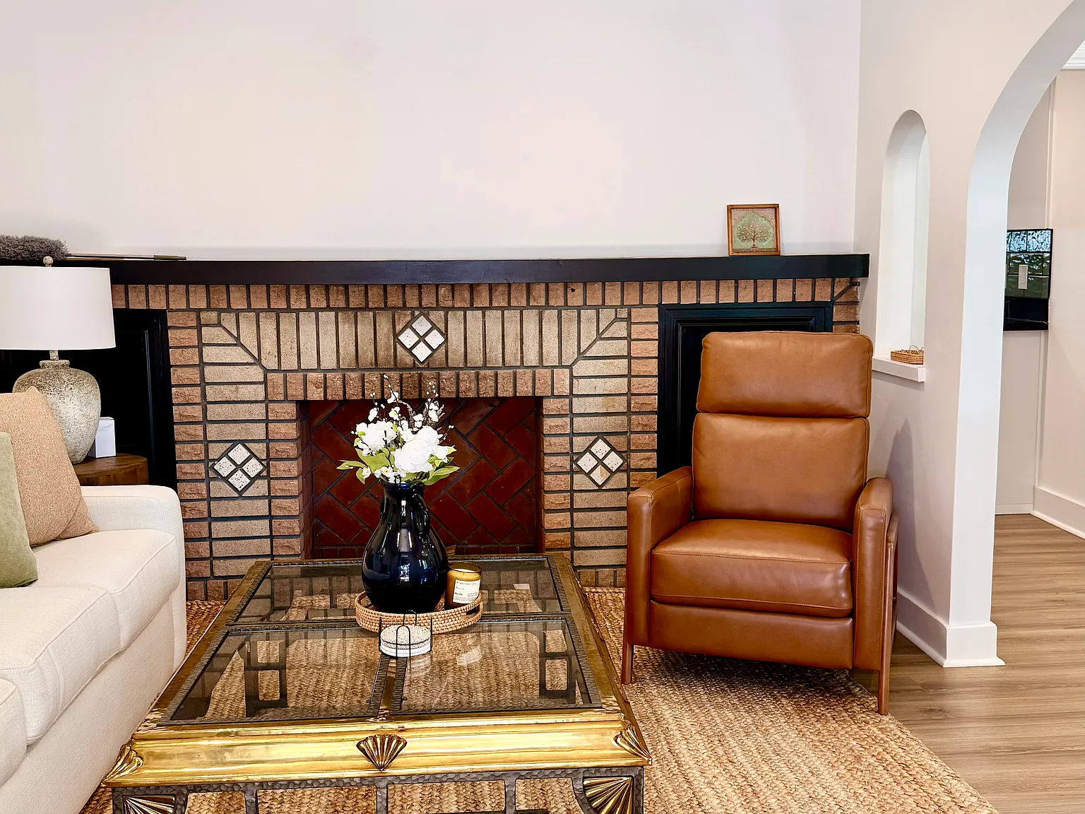 2 bed, $4,500 — Photo 3