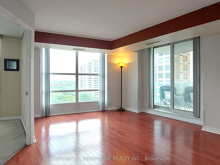 33 Elm Dr W #1012 — Photo 3