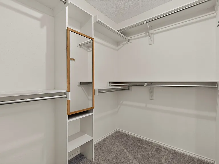 2312 London Dr — Photo 13