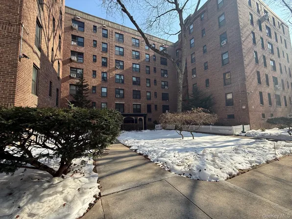 83-20 98 Street #1H, Woodhaven, NY 11421