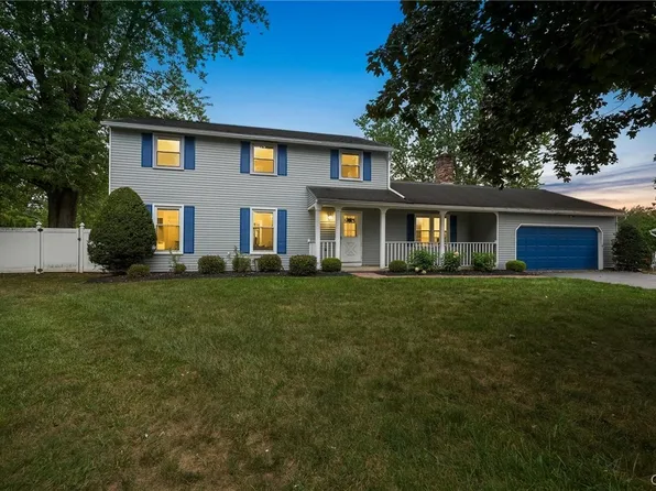 5039 Audrey Dr, North Syracuse, NY 13212