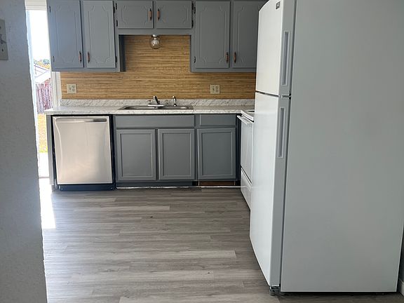5th image of 203 Northern Dove Ln