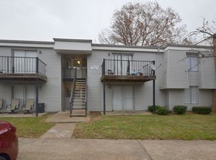 700B Farmhurst Dr, Charlotte, NC 28217