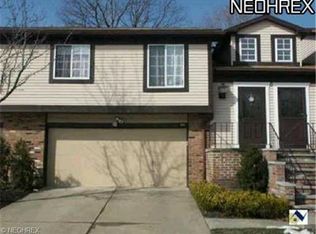 205 Greenbriar Ct #205, Euclid, OH