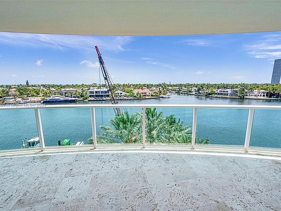 2nd image of 20201 E Country Club Dr APT 604