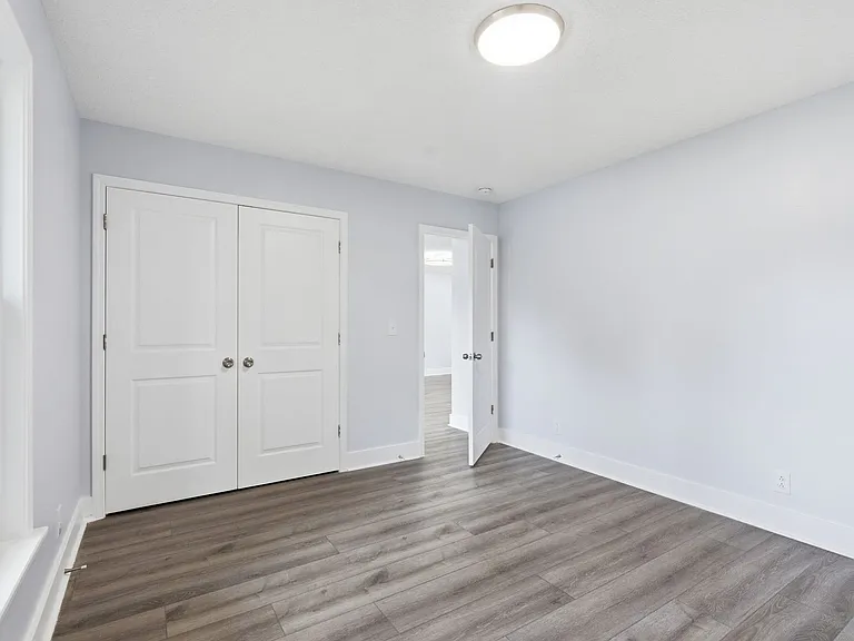 221 Bob White Dr — Photo 12