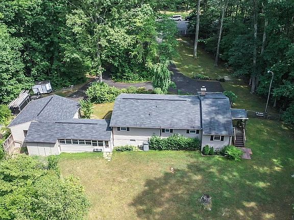 2nd image of 10020 Cherokee Ln