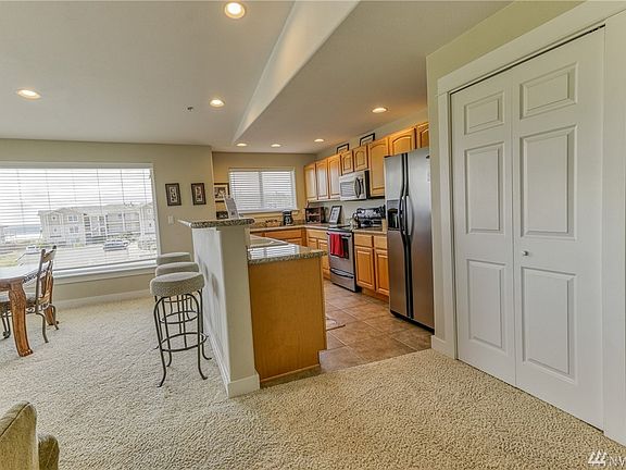 4th image of 1600 Ocean Ave #1335