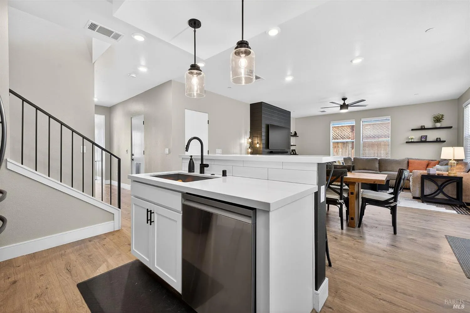 2215 - 2217 Versaro Drive - Photo 12