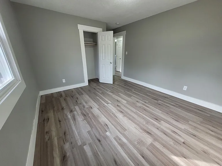 7106 SW 16th St — Photo 13