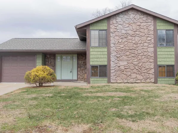 4200 Saddlebrooke Ln, Evansville, IN 47715