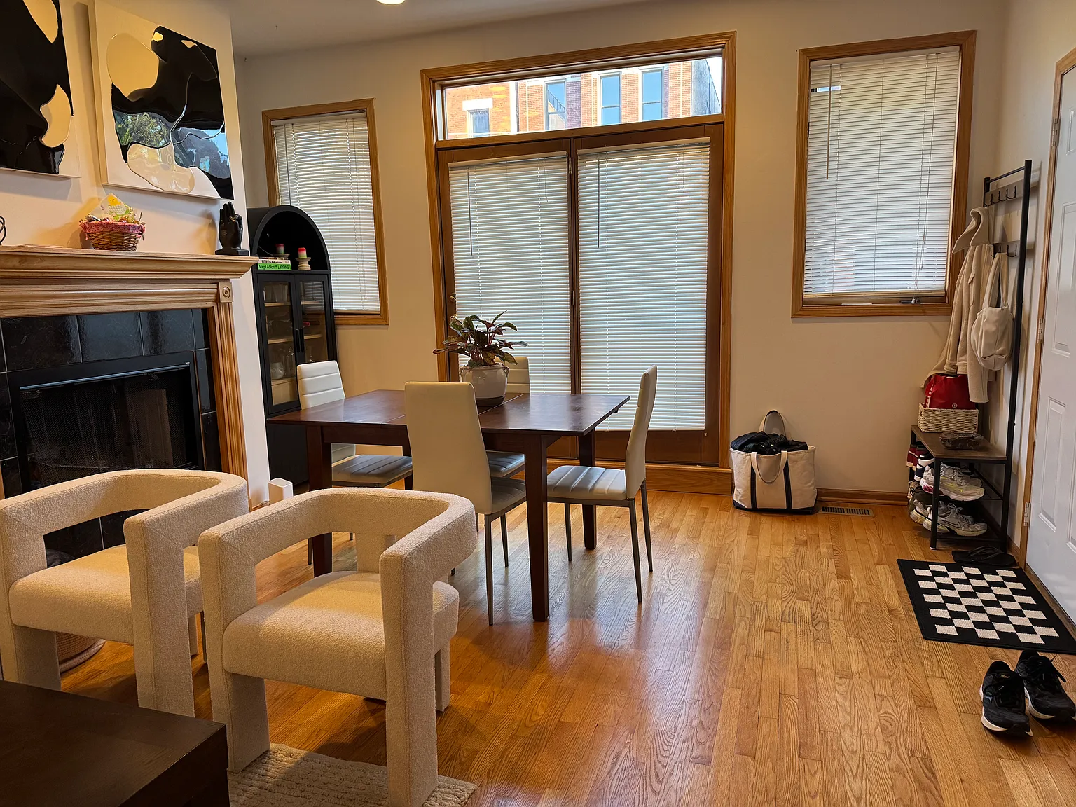 1334 W Huron St — Photo 2