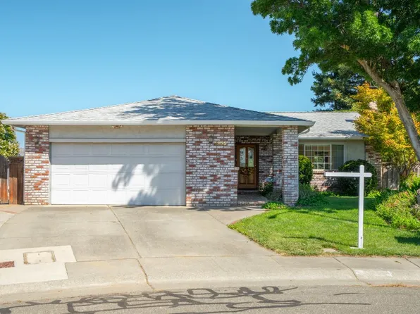 1355 Hemingway Court, Dixon, CA 95620
