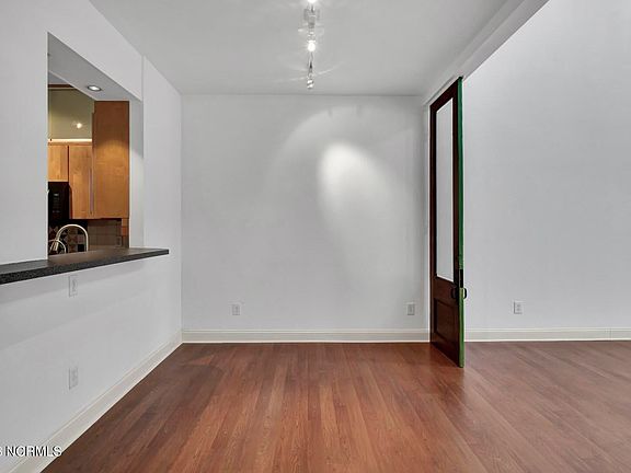 2nd image of 233 Racine Dr APT 9