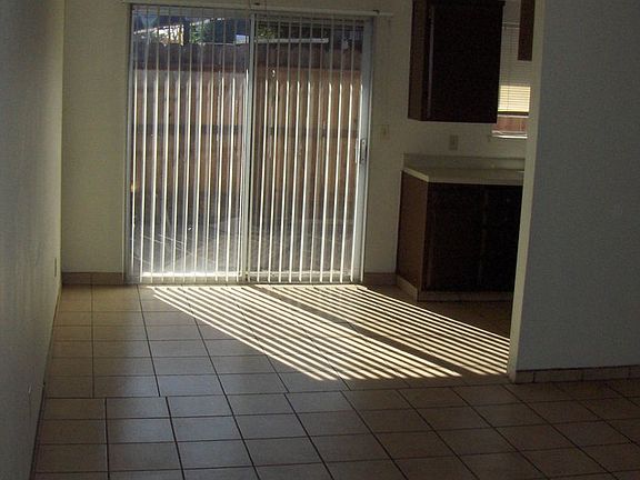 3rd image of 706 E Yorkshire Dr #3