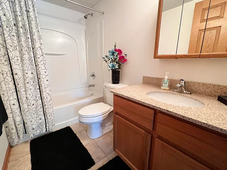 Walton Ridge Apartments — Photo 14