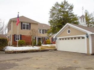 214 Winn St, Burlington, MA 01803