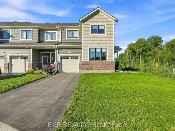 256 Billrian Cres, Ottawa, ON K2S 3A5