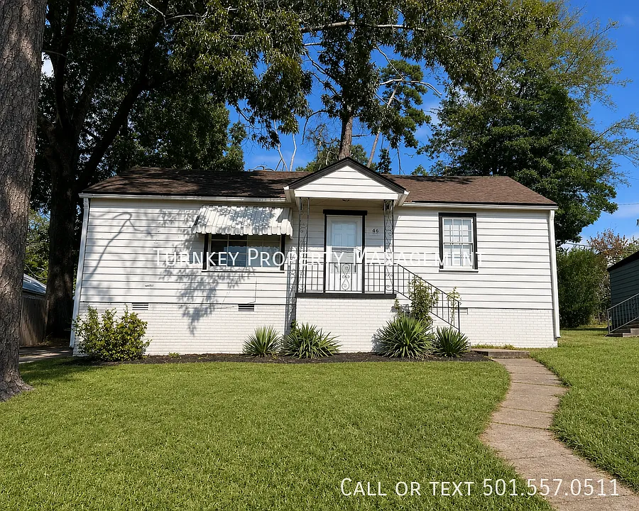 4608 Grand Ave