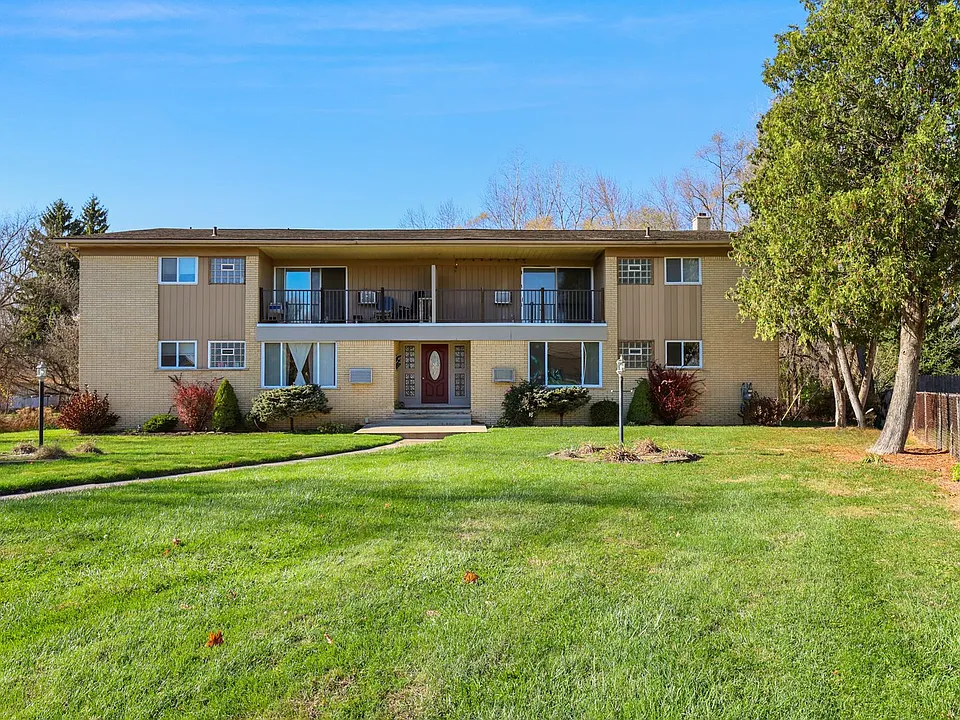 727 & 739 E Sibley St #330