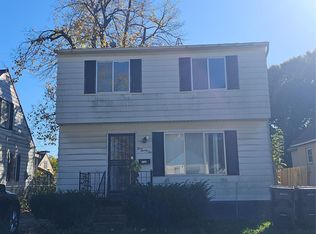 325 W Dewey St, Flint, MI 48505