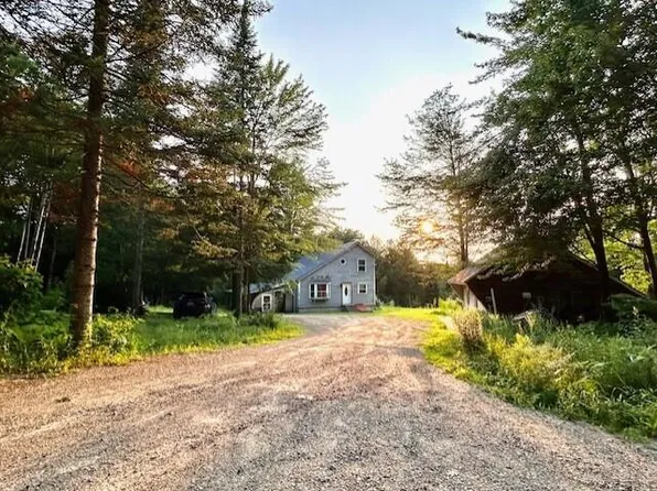 10 Seadale Lane, Newfield, ME 04056