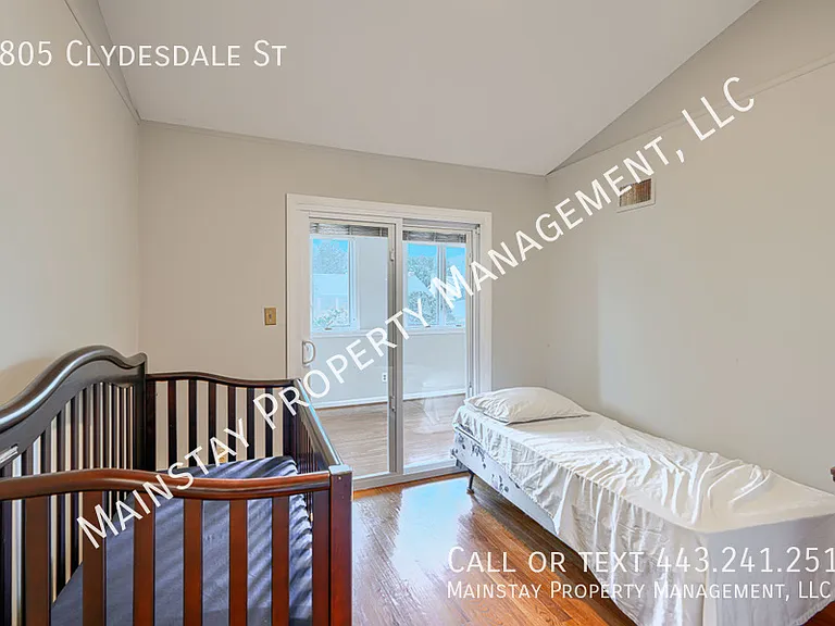 9805 Clydesdale St — Photo 33