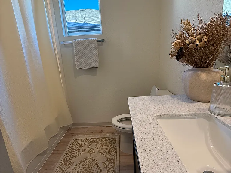 220 Merrick Rd — Photo 3