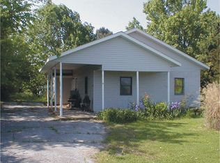 13801 German Church Rd, West Frankfort, IL 62896