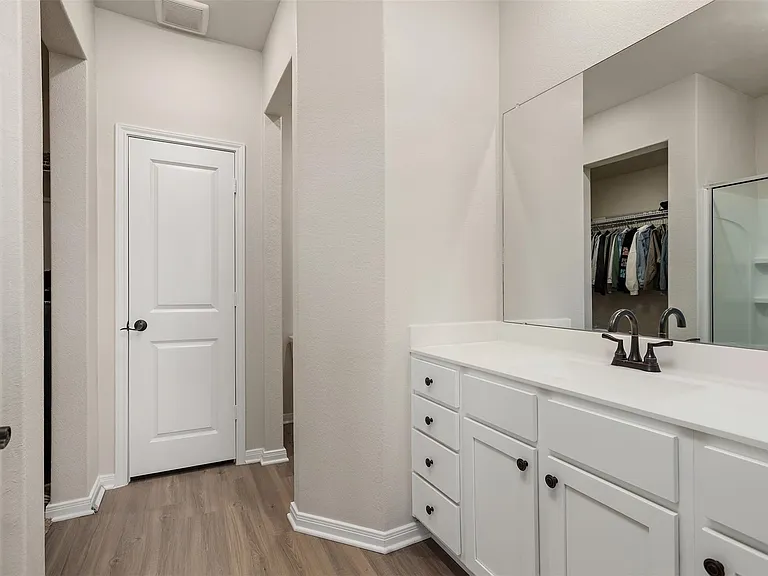 14213 Freeboard Dr — Photo 14