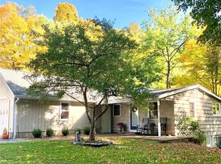 12 Mark Mead Rd, Cross River, NY 10518