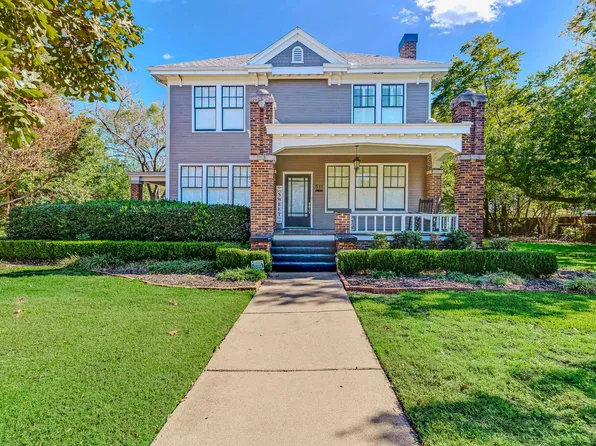 511 S Center St, Forney, TX 75126