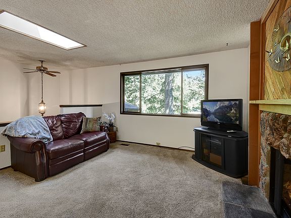 3rd image of 16815 427th Ave SE