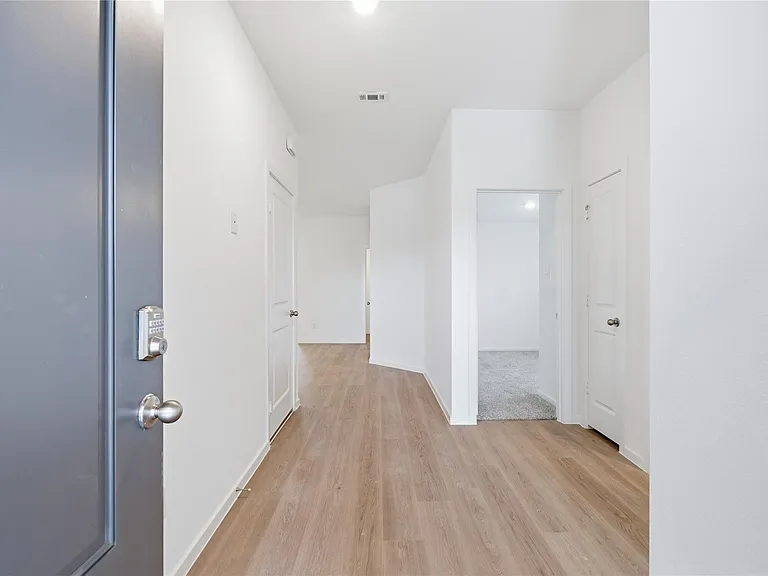 9030 Shady Cabana Way — Photo 2