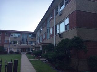 4332 N Keystone Ave #3-B, Chicago, IL 60641