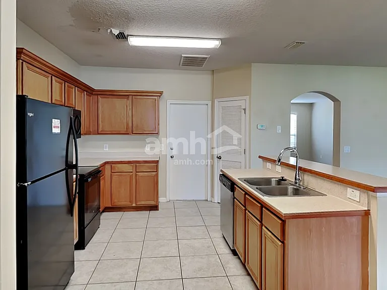 1134 Serengeti Way — Photo 9