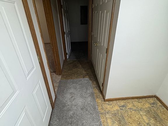 3rd image of 1426 Galway Ct