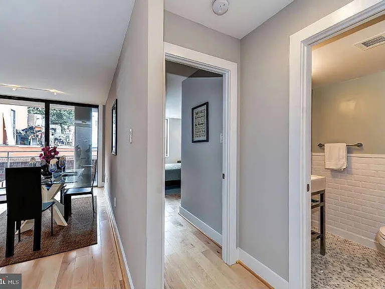 2141 Washington Cir NW #P-205 — Photo 4