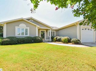 10 Hillview Dr, Greenville, SC 29615