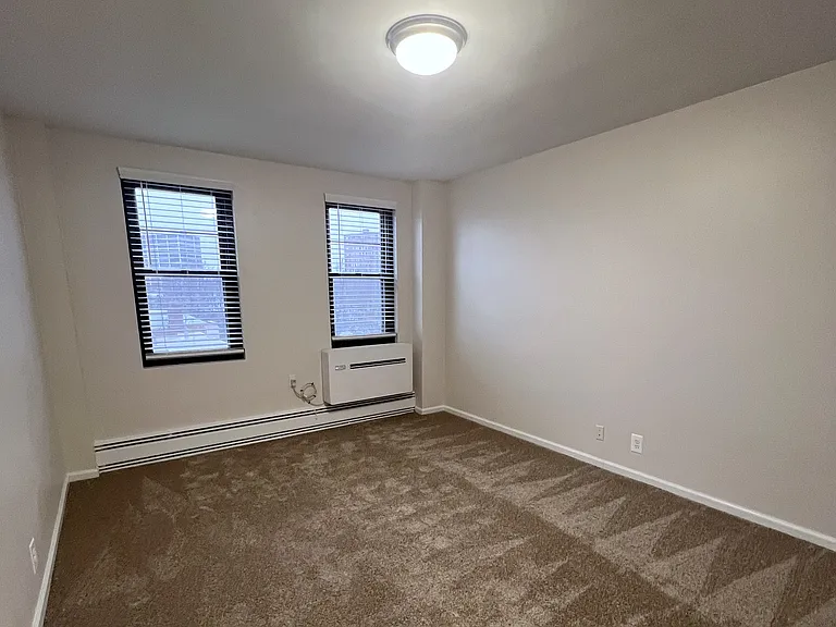 Broadview Apartments — Photo 51