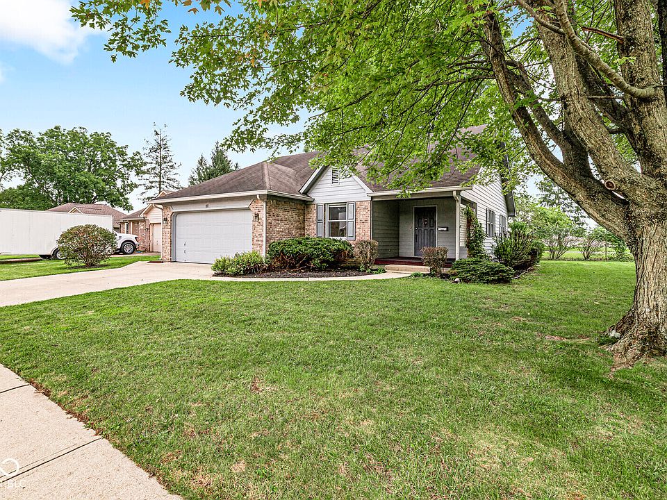 1st image of 103 Shade Tree Ct