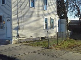 818 Cumberland St, Gloucester City, NJ 08030