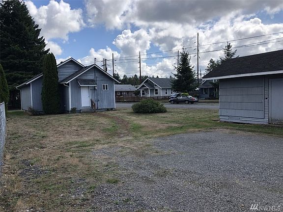 4th image of 1301 Crescent Ave