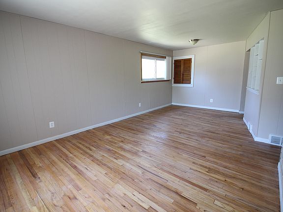 3rd image of 1817 Carol Ann Ave