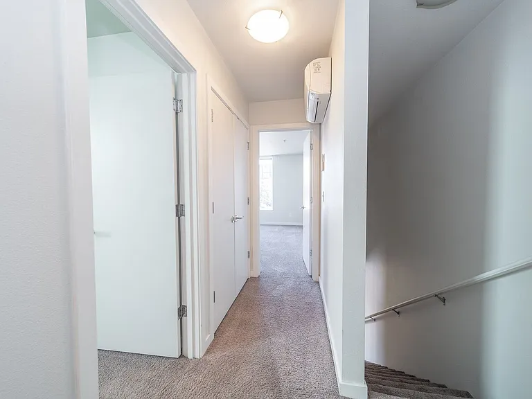 Adrianna Apartments — Photo 7