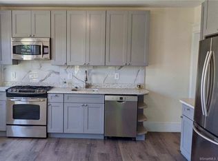 1925 Barnum Ave #1, Stratford, CT 06614