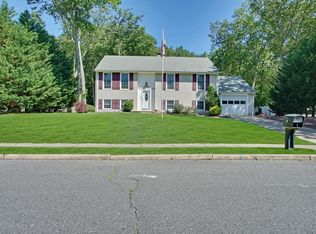 20 Ashford Rd, Jackson, NJ 08527