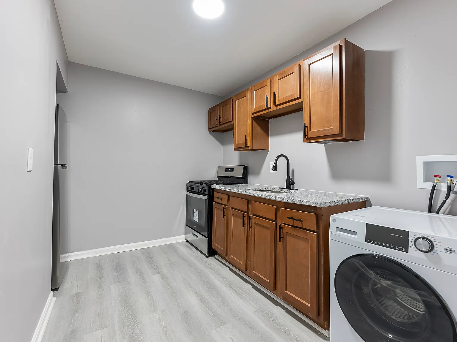 Alto Apartments — Photo 4