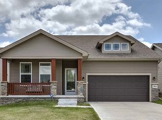 17615 Sahler St, Omaha, NE 68116