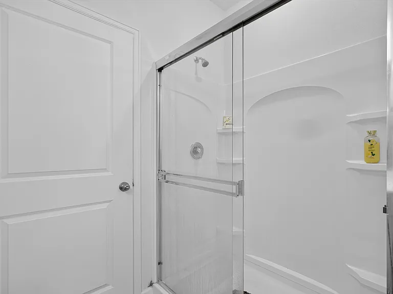13435 Wembley Heights Dr — Photo 17